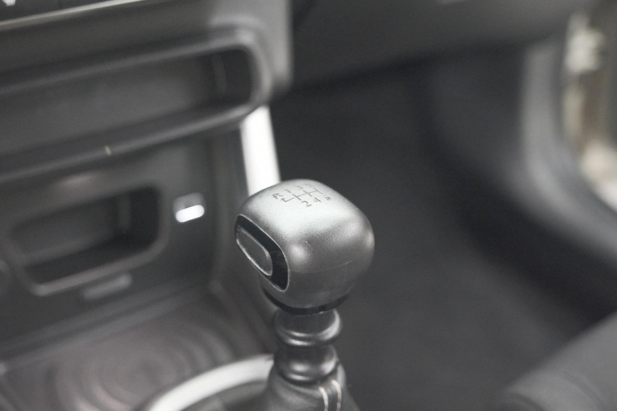 Citroën C3 Aircross PureTech 110 S&S Feel | Trekhaak | Parkeersensoren | Apple Carplay | Navigatie