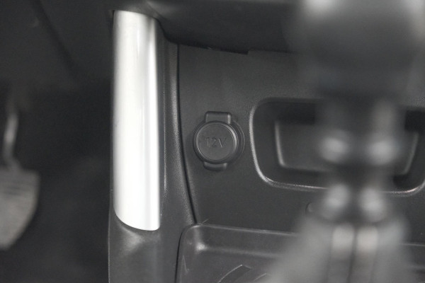 Citroën C3 Aircross PureTech 110 S&S Feel | Trekhaak | Parkeersensoren | Apple Carplay | Navigatie