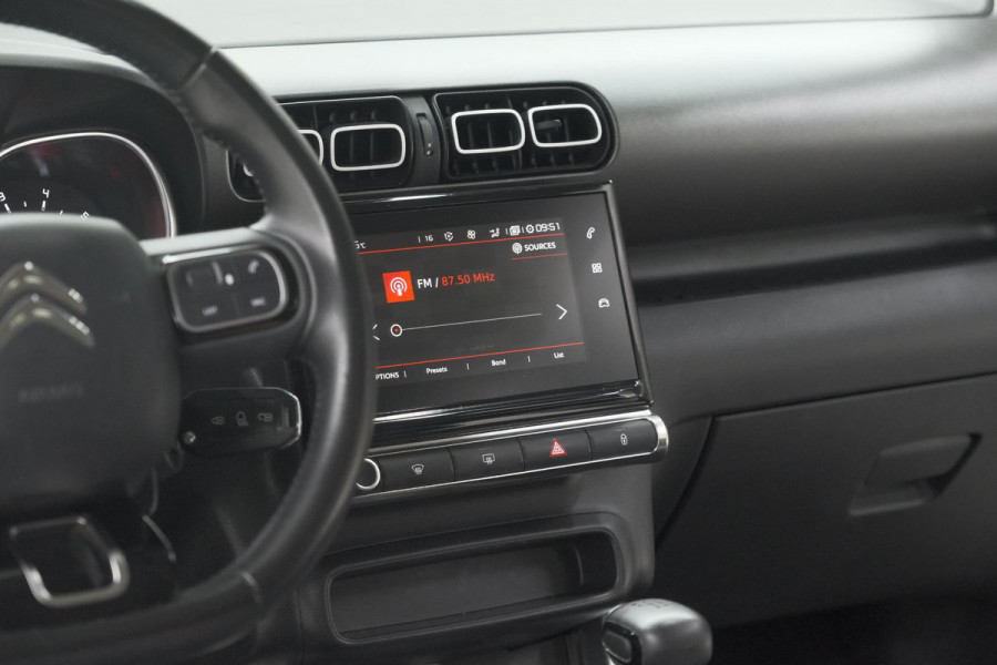 Citroën C3 Aircross PureTech 110 S&S Feel | Trekhaak | Parkeersensoren | Apple Carplay | Navigatie