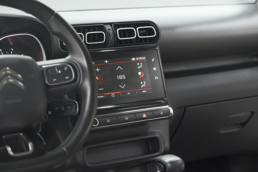 Citroën C3 Aircross PureTech 110 S&S Feel | Trekhaak | Parkeersensoren | Apple Carplay | Navigatie