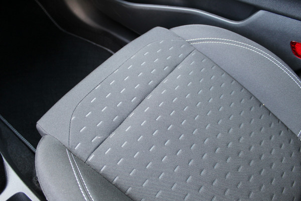 Ford Puma 1.0 EcoBoost Hybrid Titanium | Trekhaak | 360 Camera |  BLIS | Navigatie | Winterpack