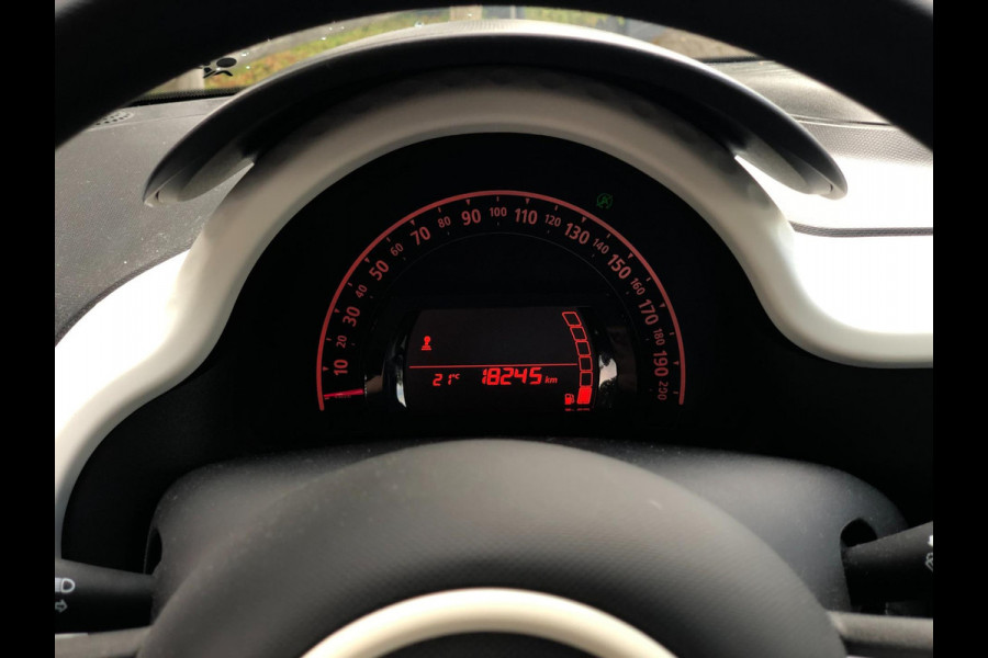 Renault Twingo 1.0 SCe Collection | 1e Eigenaar | Dealeronderhouden | Cruise, Airco, Bluetooth, El. Ramen |
