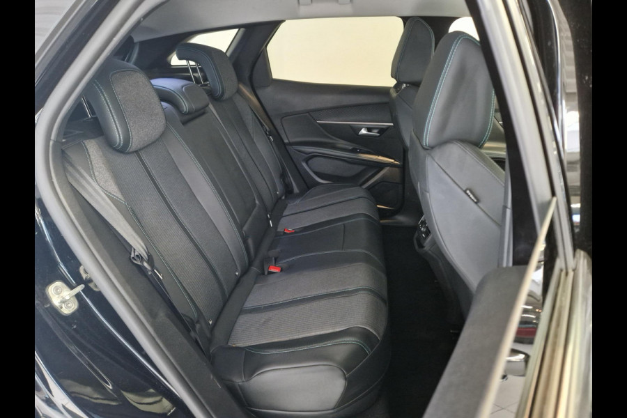 Peugeot 3008 1.6 Plug-in-Hybrid 225pk Allure Automaat | Navigatie | Achteruitrijcamera | Cruise Control | Apple Carplay/Android Auto