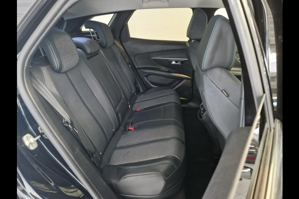 Peugeot 3008 1.6 Plug-in-Hybrid 225pk Allure Automaat | Navigatie | Achteruitrijcamera | Cruise Control | Apple Carplay/Android Auto