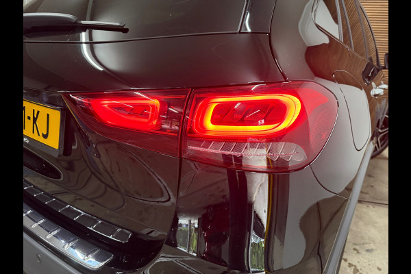 Mercedes-Benz GLA 250 e AMG Line | Pano | Nightpakket | Adaptive Cruise | Matrix LED | 360 camera