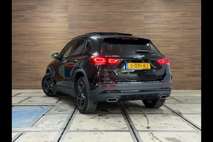 Mercedes-Benz GLA 250 e AMG Line | Pano | Nightpakket | Adaptive Cruise | Matrix LED | 360 camera