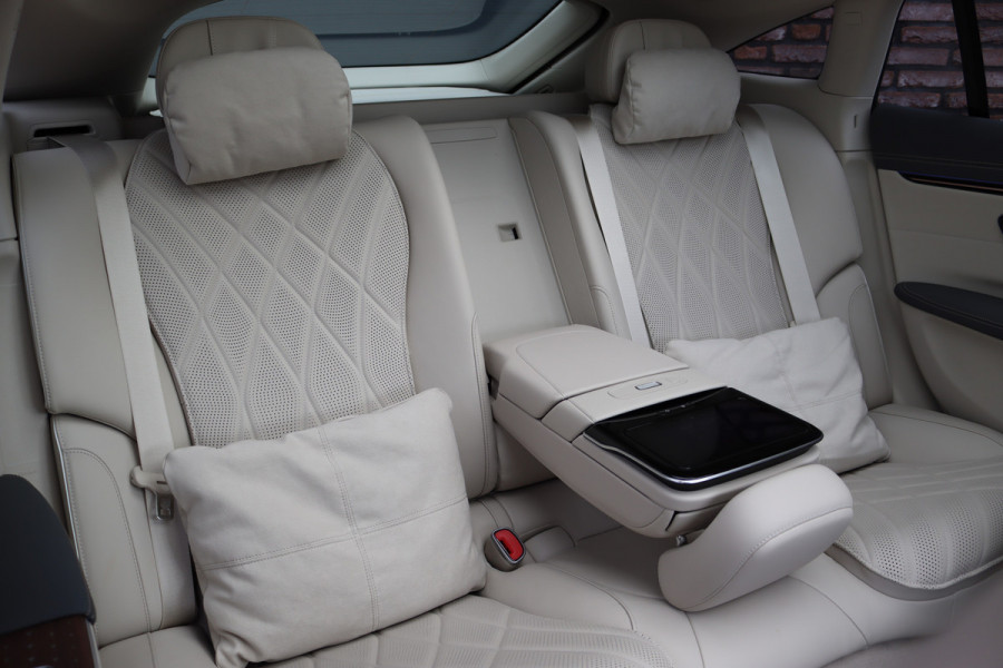 Mercedes-Benz EQS 450+ AMG Exclusive Line 118 kWh | Facelift | ex btw €78.500,- | Hyperscreen | Achterasbesturing | Airmatic | Distronic+ | Chauffeurspakket | MBUX Tablet | Massage | Burmester | Nappa Leder | HUD |