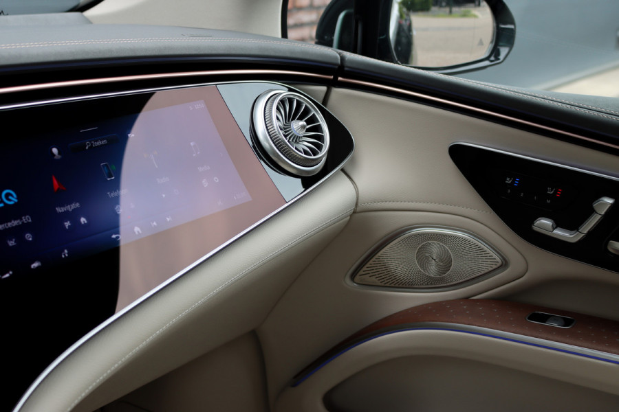 Mercedes-Benz EQS 450+ AMG Exclusive Line 118 kWh | Facelift | ex btw €78.500,- | Hyperscreen | Achterasbesturing | Airmatic | Distronic+ | Chauffeurspakket | MBUX Tablet | Massage | Burmester | Nappa Leder | HUD |