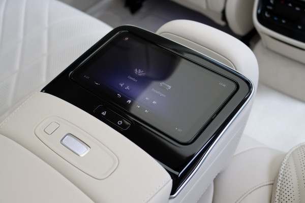 Mercedes-Benz EQS 450+ AMG Exclusive Line 118 kWh | Facelift | ex btw €78.500,- | Hyperscreen | Achterasbesturing | Airmatic | Distronic+ | Chauffeurspakket | MBUX Tablet | Massage | Burmester | Nappa Leder | HUD |