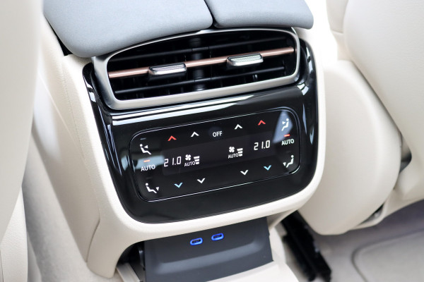 Mercedes-Benz EQS 450+ AMG Exclusive Line 118 kWh | Facelift | ex btw €78.500,- | Hyperscreen | Achterasbesturing | Airmatic | Distronic+ | Chauffeurspakket | MBUX Tablet | Massage | Burmester | Nappa Leder | HUD |