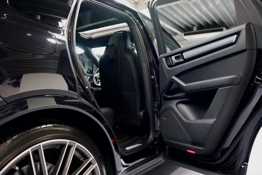 Porsche Cayenne 3.0 E-Hybrid NL|PANO|ACC|Sport Design|VOL