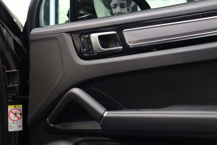 Porsche Cayenne 3.0 E-Hybrid NL|PANO|ACC|Sport Design|VOL