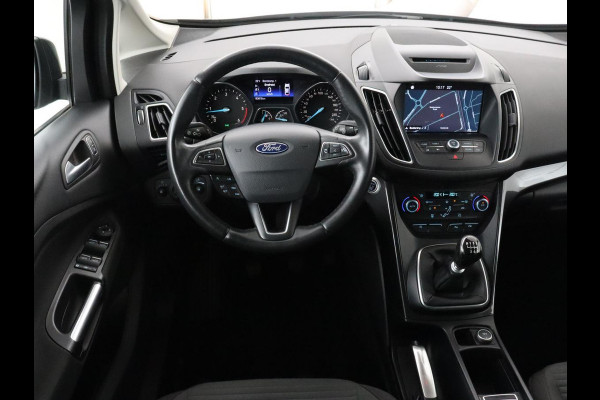 Ford C-MAX 1.5 TDCi Titanium | Carplay | Trekhaak | Navigatie | Verwarmde voorruit | Climate control | Keyless | Parkeerhulp | Cruise control