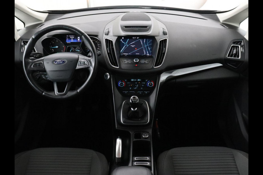 Ford C-MAX 1.5 TDCi Titanium | Carplay | Trekhaak | Navigatie | Verwarmde voorruit | Climate control | Keyless | Parkeerhulp | Cruise control
