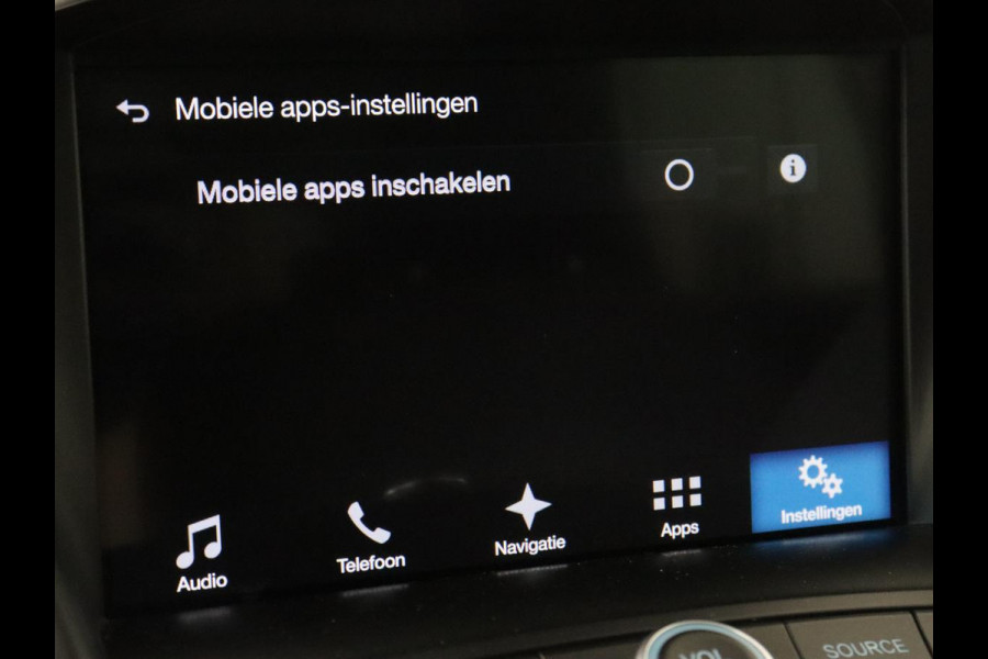 Ford C-MAX 1.5 TDCi Titanium | Carplay | Trekhaak | Navigatie | Verwarmde voorruit | Climate control | Keyless | Parkeerhulp | Cruise control