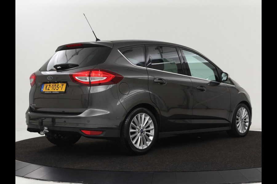 Ford C-MAX 1.5 TDCi Titanium | Carplay | Trekhaak | Navigatie | Verwarmde voorruit | Climate control | Keyless | Parkeerhulp | Cruise control