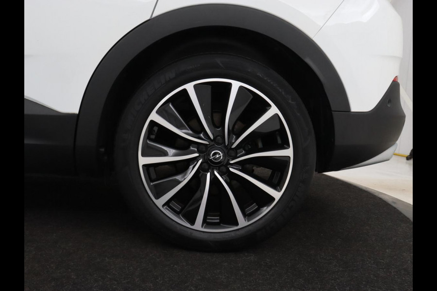 Opel Grandland X 1.6 Turbo Hybrid Ultimate | Leder | Stoelventilatie | Adaptive cruise | 360 Camera | Carplay | Keyless | Navigatie | Full LED | Stoelverwarming | PHEV