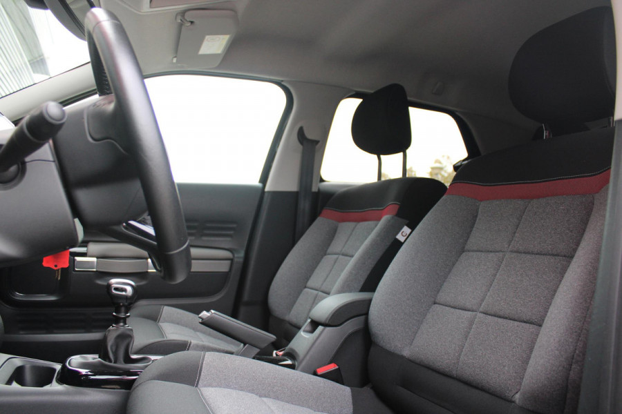 Citroën C4 Cactus 1.2 110PK C-SERIES | NAVI | CAMERA | TREKHAAK | DAB+ | CRUISE | CLIMA CONTROL | DIGITALE COCKPIT |