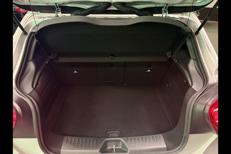 Mercedes-Benz A-Klasse 160 AMG SPORT-EDITION PANO/LED/NAVI/PDC/ECC/CRUISE///