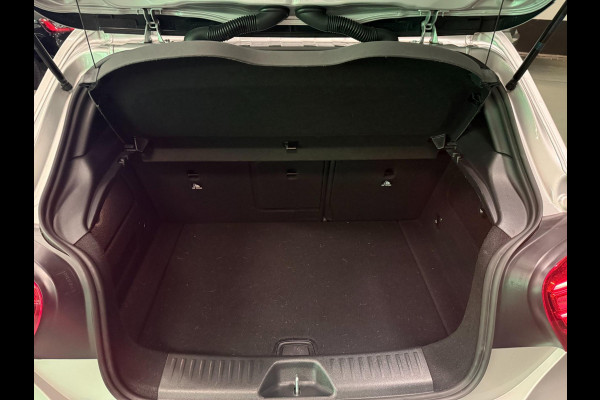 Mercedes-Benz A-Klasse 160 AMG SPORT-EDITION PANO/LED/NAVI/PDC/ECC/CRUISE///