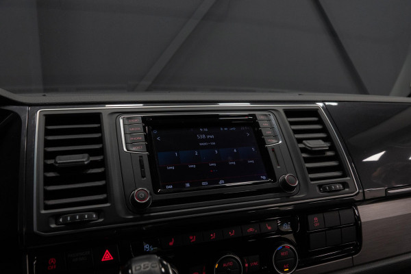 Volkswagen Transporter Multivan 2.0 TSI L2H1 4Motion Comfortline *ACC / Leder / Vierwielaandrijving / PDC / App-connect / DAB*