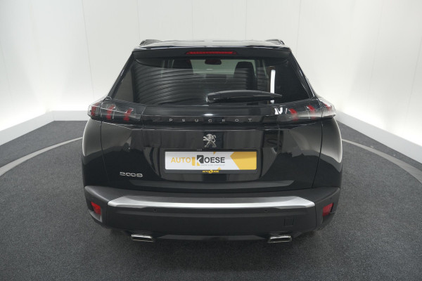 Peugeot 2008 PureTech 130 Allure | Camera | Apple Carplay | Navigatie | Parkeersensoren | 18 Inch Lichtmetalen Velgen