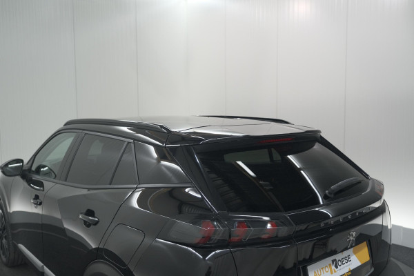 Peugeot 2008 PureTech 130 Allure | Camera | Apple Carplay | Navigatie | Parkeersensoren | 18 Inch Lichtmetalen Velgen