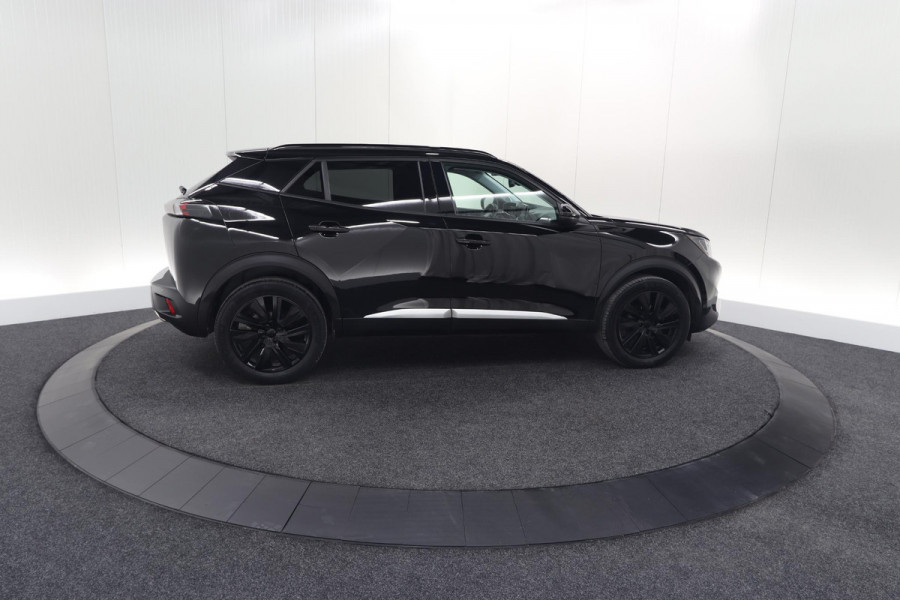 Peugeot 2008 PureTech 130 Allure | Camera | Apple Carplay | Navigatie | Parkeersensoren | 18 Inch Lichtmetalen Velgen