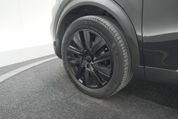 Peugeot 2008 PureTech 130 Allure | Camera | Apple Carplay | Navigatie | Parkeersensoren | 18 Inch Lichtmetalen Velgen