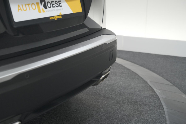 Peugeot 2008 PureTech 130 Allure | Camera | Apple Carplay | Navigatie | Parkeersensoren | 18 Inch Lichtmetalen Velgen