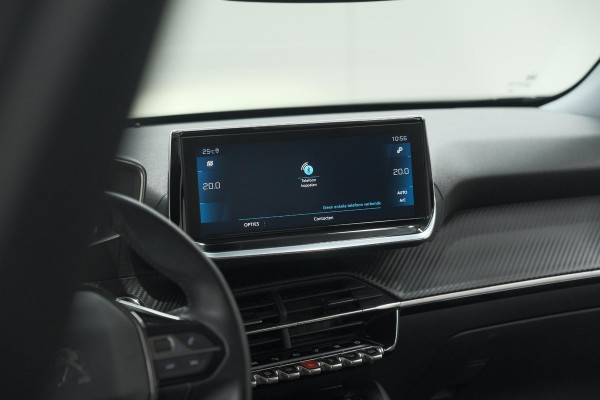 Peugeot 2008 PureTech 130 Allure | Camera | Apple Carplay | Navigatie | Parkeersensoren | 18 Inch Lichtmetalen Velgen