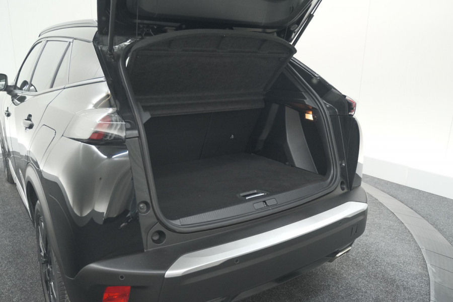 Peugeot 2008 PureTech 130 Allure | Camera | Apple Carplay | Navigatie | Parkeersensoren | 18 Inch Lichtmetalen Velgen