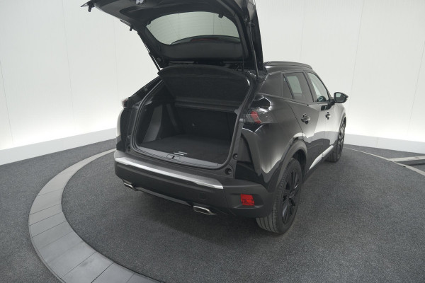 Peugeot 2008 PureTech 130 Allure | Camera | Apple Carplay | Navigatie | Parkeersensoren | 18 Inch Lichtmetalen Velgen