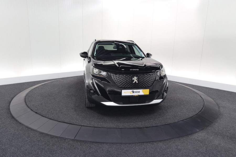 Peugeot 2008 PureTech 130 Allure | Camera | Apple Carplay | Navigatie | Parkeersensoren | 18 Inch Lichtmetalen Velgen