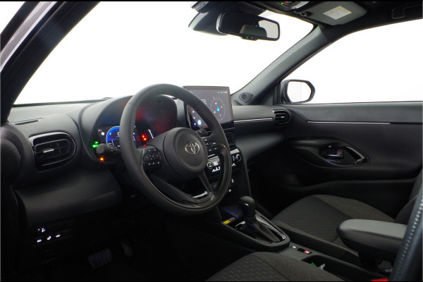Toyota Yaris Cross 1.5 Hybrid 130pk Teamplayer Design > Marlin Grijs / navigatie... | 4683 |