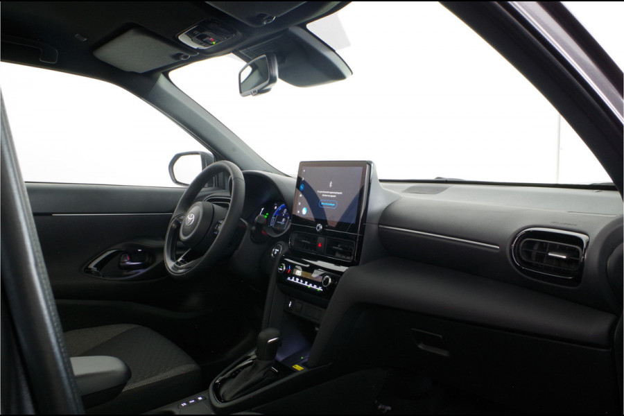 Toyota Yaris Cross 1.5 Hybrid 130pk Teamplayer Design > Marlin Grijs / navigatie... | 4683 |