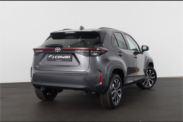 Toyota Yaris Cross 1.5 Hybrid 130pk Teamplayer Design > Marlin Grijs / navigatie... | 4683 |