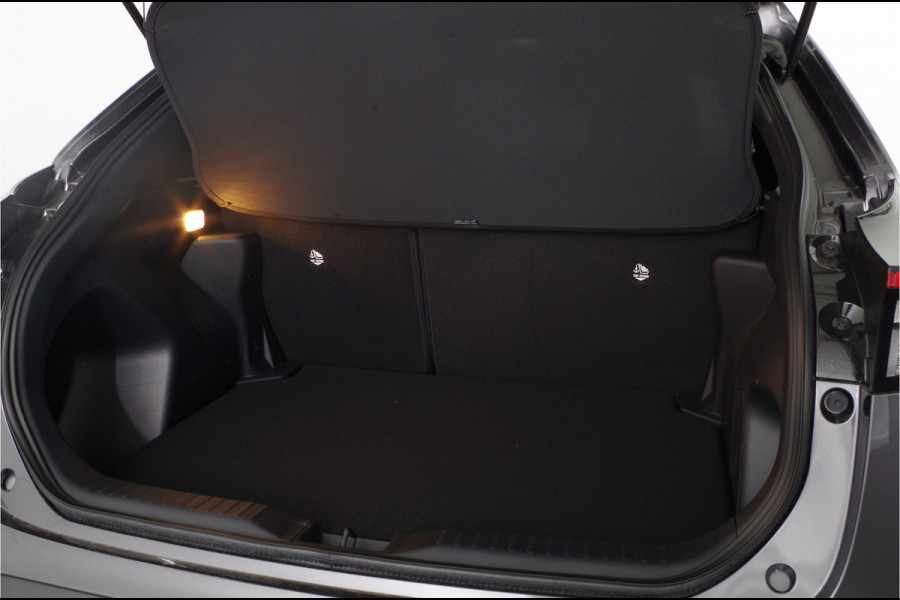 Toyota Yaris Cross 1.5 Hybrid 130pk Teamplayer Design > Marlin Grijs / navigatie... | 4683 |