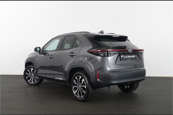 Toyota Yaris Cross 1.5 Hybrid 130pk Teamplayer Design > Marlin Grijs / navigatie... | 4683 |