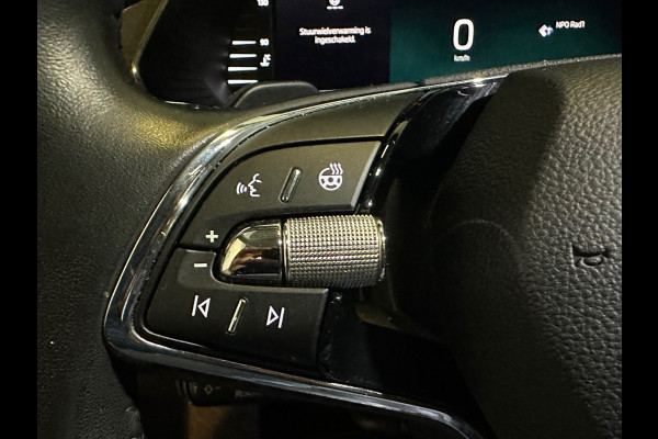 Škoda Octavia Combi 1.0 e-TSI Business Edition Plus PANO / LEER / SFEERVERL