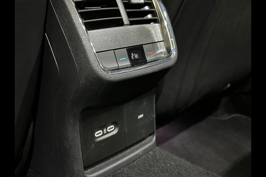 Škoda Octavia Combi 1.0 e-TSI Business Edition Plus PANO / LEER / SFEERVERL