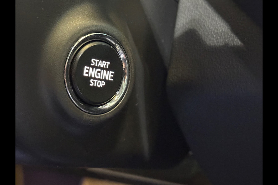Škoda Octavia Combi 1.0 e-TSI Business Edition Plus PANO / LEER / SFEERVERL