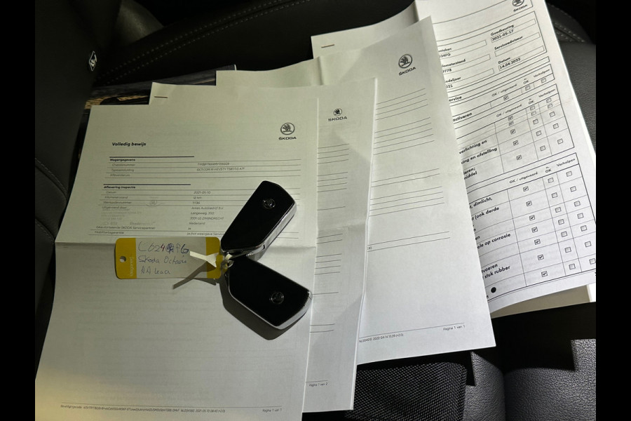 Škoda Octavia Combi 1.0 e-TSI Business Edition Plus PANO / LEER / SFEERVERL