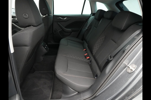 Škoda SCALA 1.0 TSI 110pk DSG Ambition Navigatie Pdc Led Virtual cockpit 302