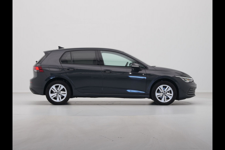 Volkswagen Golf 1.0 eTSI 110pk DSG Life Business Navigatie Stoelverwarming Acc Pdc 292