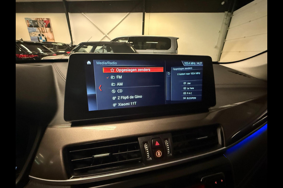 BMW X1 SDrive18i Executive Edition PANO/LEDER/H-UP/NAVI/SFEERVERL/LED/PDC/CRUISE///