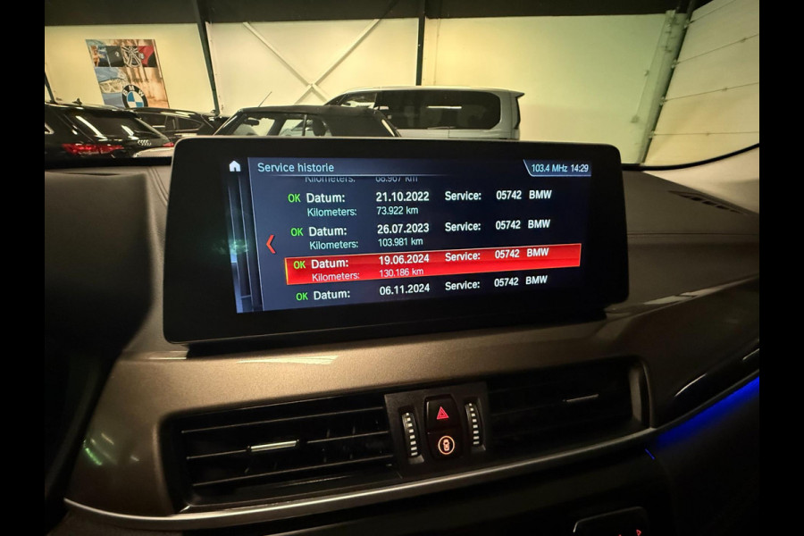 BMW X1 SDrive18i Executive Edition PANO/LEDER/H-UP/NAVI/SFEERVERL/LED/PDC/CRUISE///