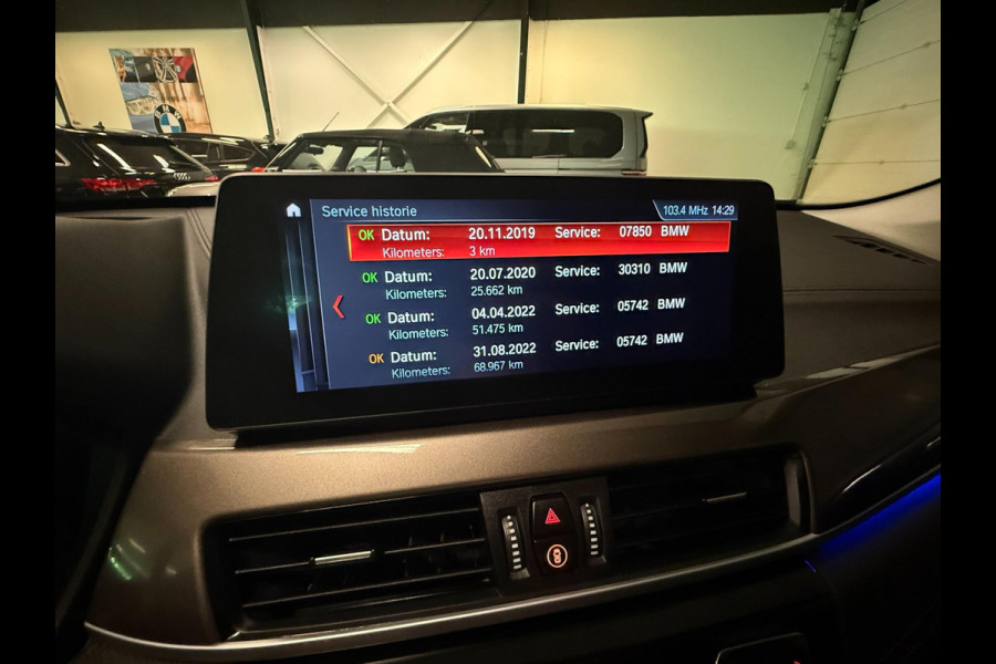 BMW X1 SDrive18i Executive Edition PANO/LEDER/H-UP/NAVI/SFEERVERL/LED/PDC/CRUISE///