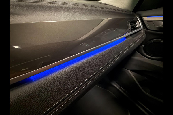 BMW X1 SDrive18i Executive Edition PANO/LEDER/H-UP/NAVI/SFEERVERL/LED/PDC/CRUISE///