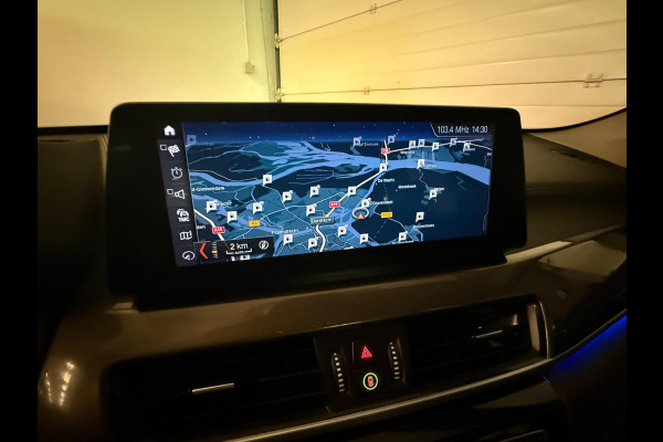 BMW X1 SDrive18i Executive Edition PANO/LEDER/H-UP/NAVI/SFEERVERL/LED/PDC/CRUISE///